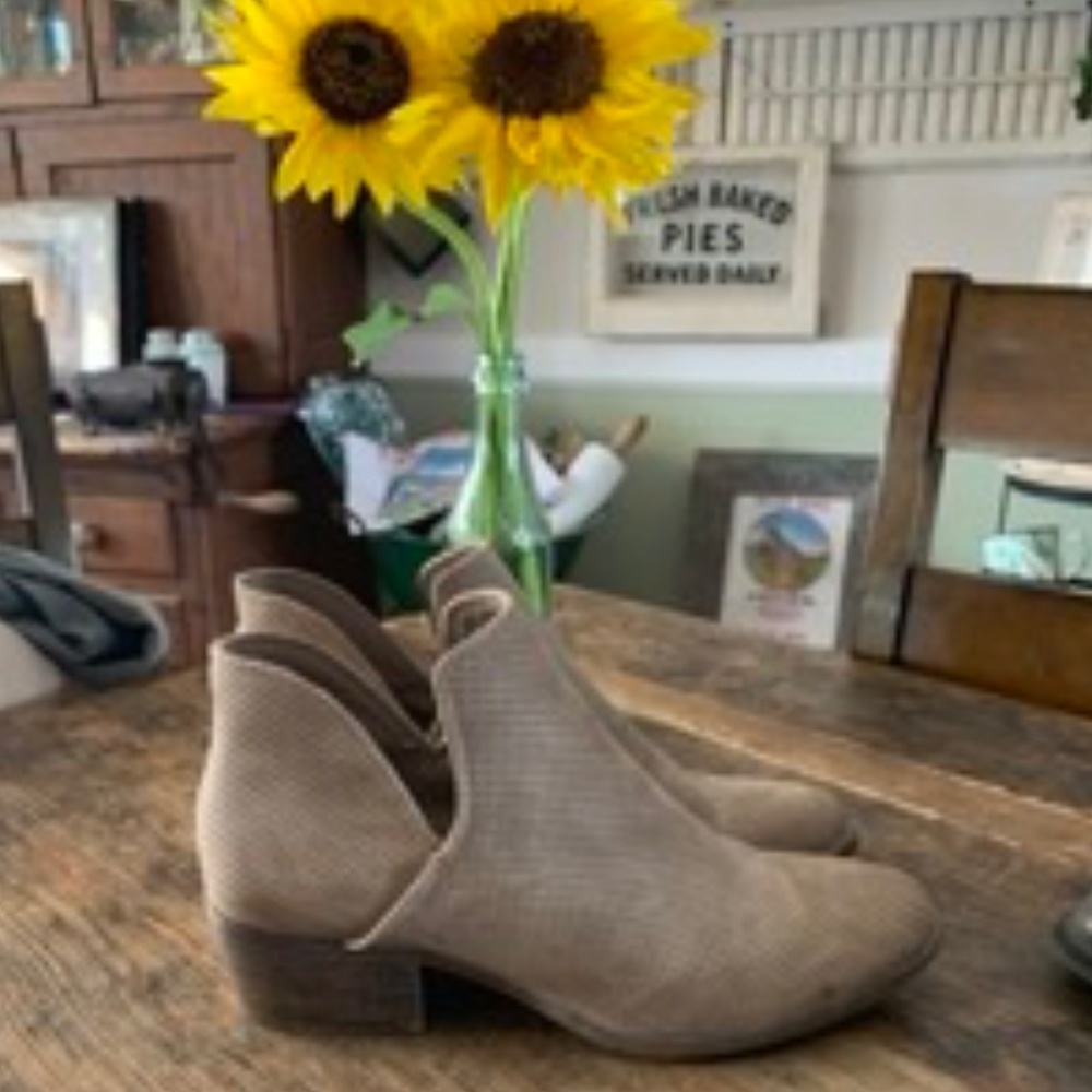 Madden Girl Pinhole Ankle Boot